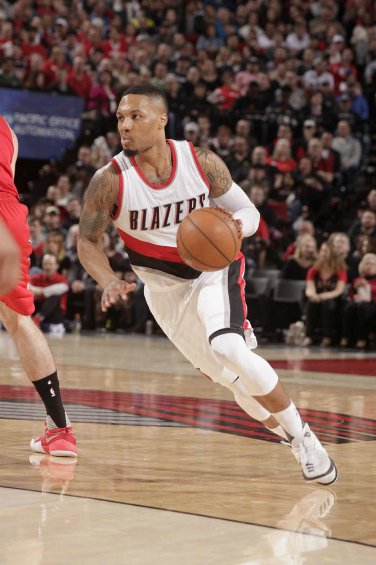 8年距离现 8年距离现