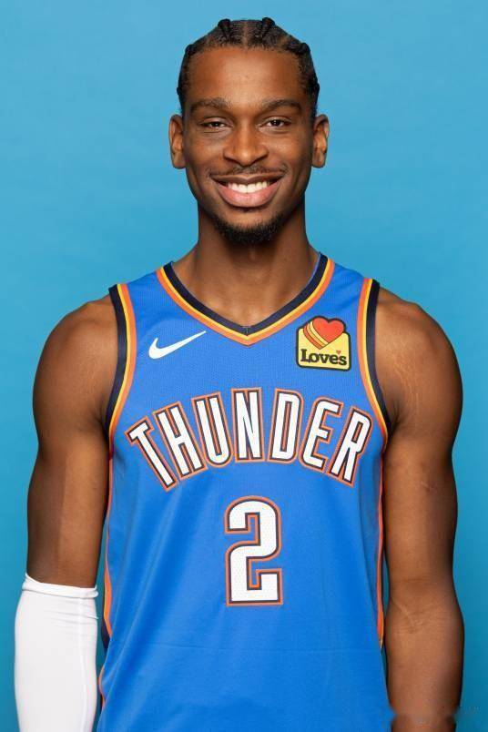 英超三月最佳扑救候选名单丨大卫·拉亚独占两球.