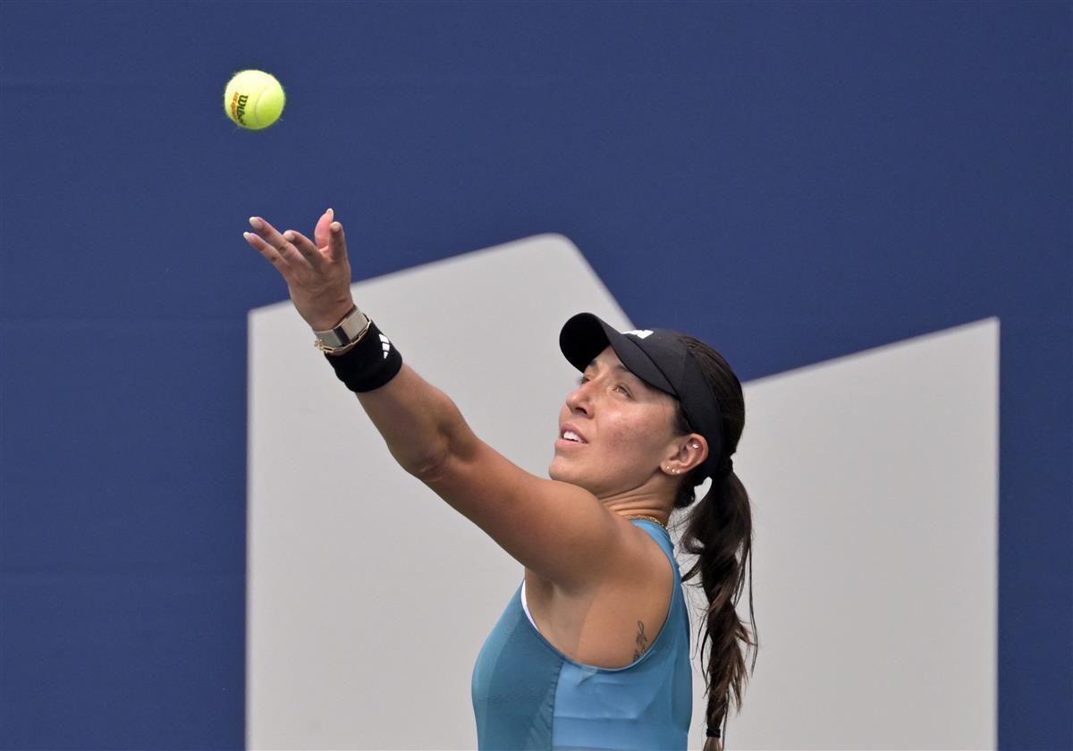 拜仁压哨租借切尔西前锋杰克逊！1500万欧用一年，可选8000万买断