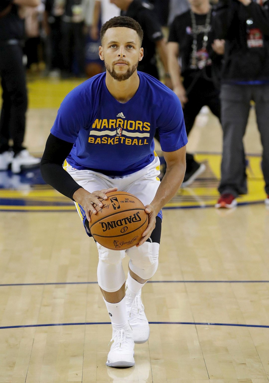 变成消耗队 变成消耗队