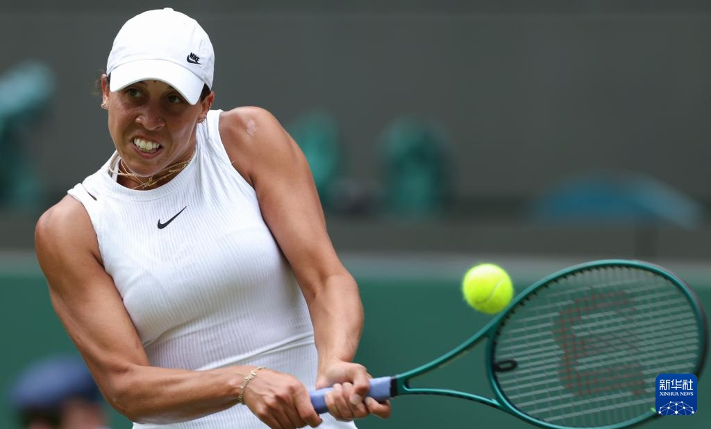 批评裁判被 批评裁判被